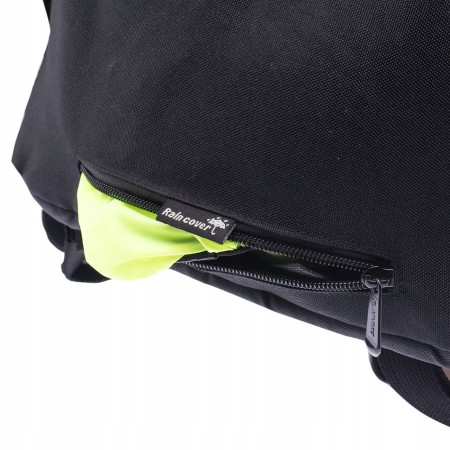 PLECAK-HI-TEC-TREK-TREKKINGOWY-25L-BLACK-TURYSTYCZNY-POKROWIEC-Cechy-dodatkowe-elementy-odblaskowe-gwizdek-bezpieczenstwa.jpeg