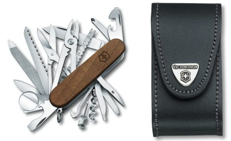 1_6791_63 plus etui.jpg